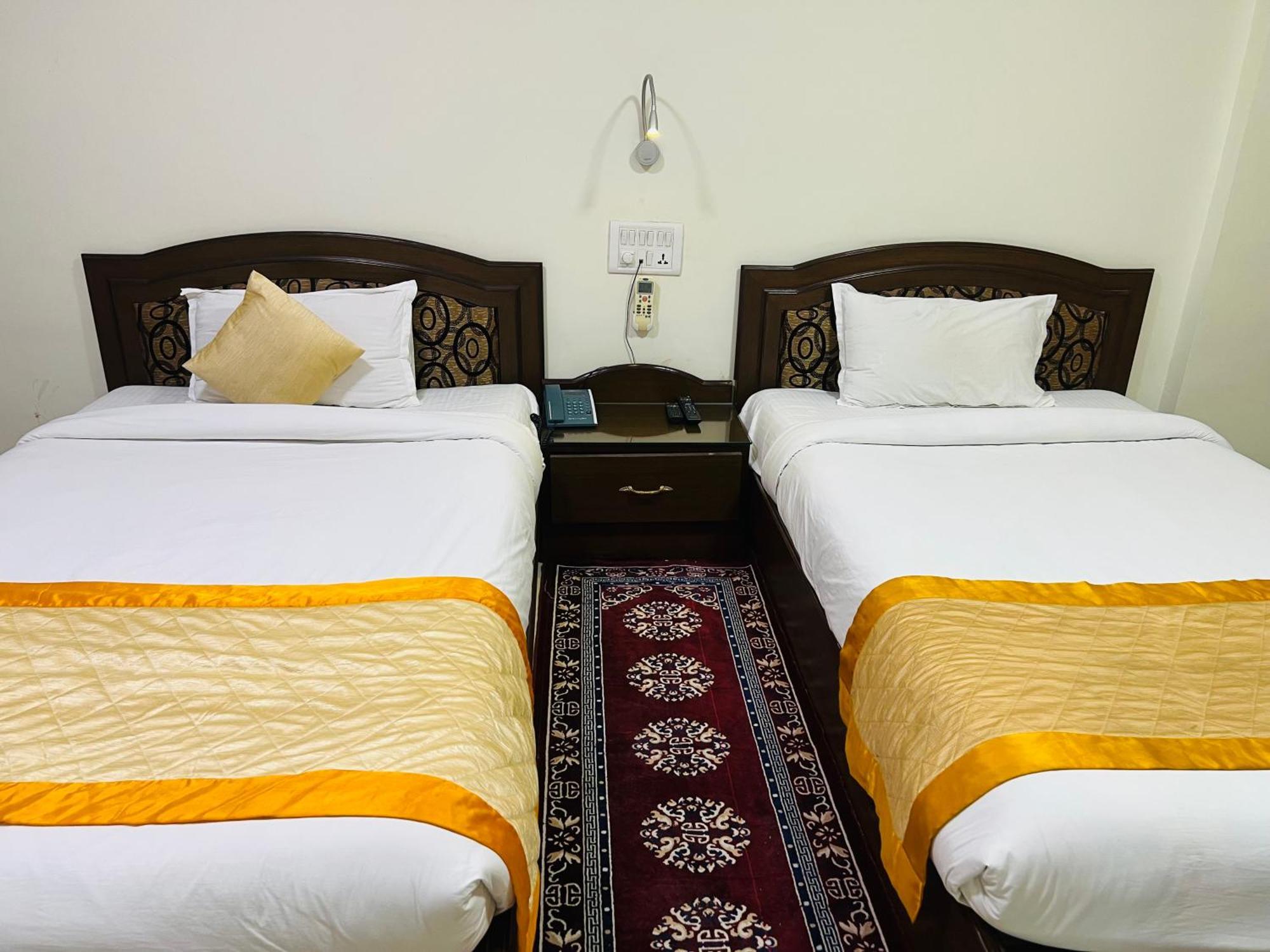 Bodhgaya Regency Hotel Exterior photo